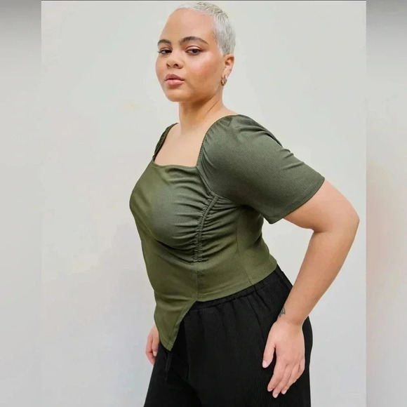 Asymmetrical Hem Drawstring Short Sleeve Tee​ - Picture 6 of 7